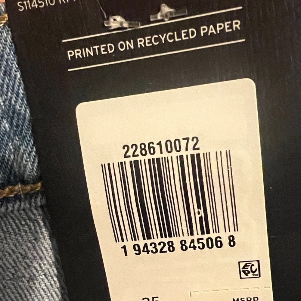 Levis premium - Picture 4 of 4